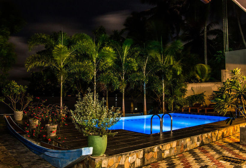 تختخواب و صبحانه Riverbank Bentota