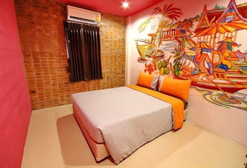 Chic Hostel