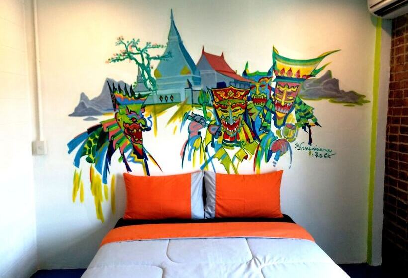 Chic Hostel