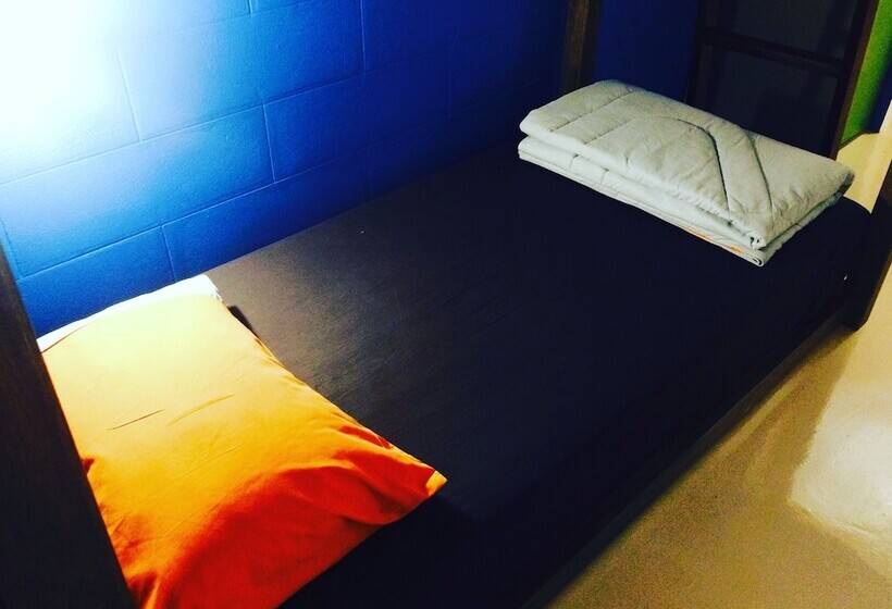 Chic Hostel