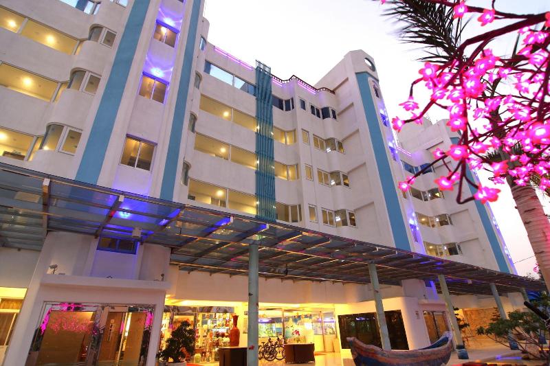 Clownfish Resort