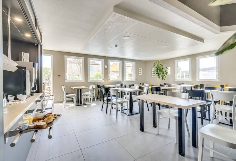 B&b Hotel Brignoles