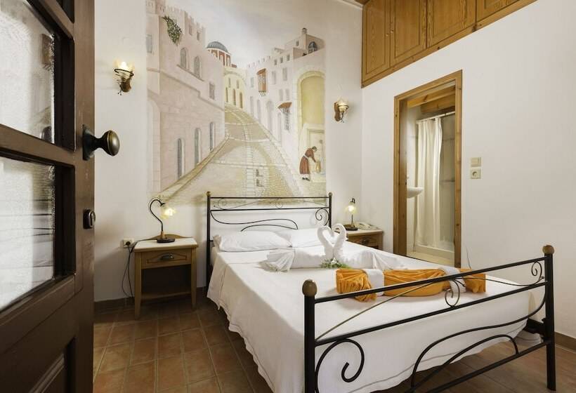 בית מלון כפרי Camelot Traditional & Classic