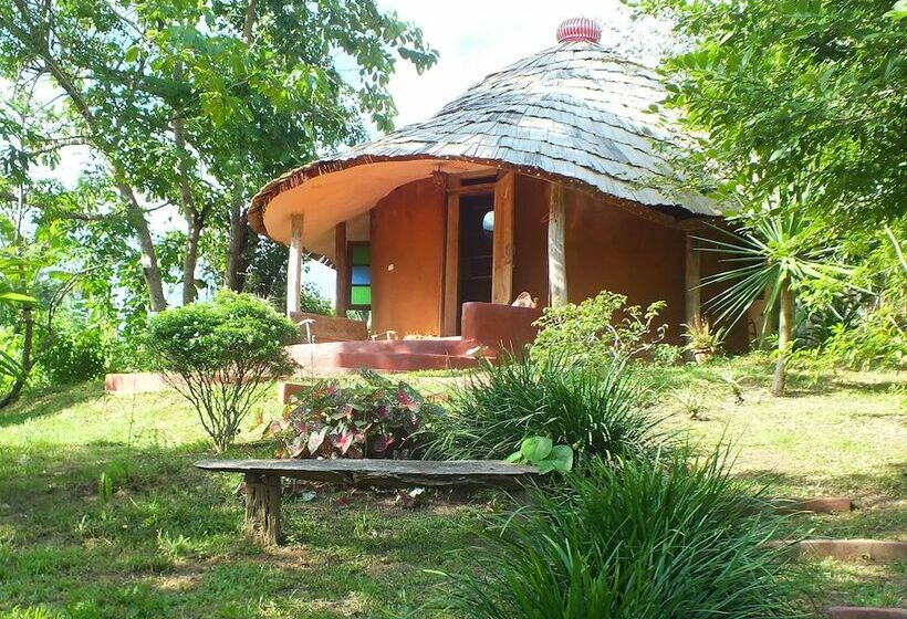 هتل Chiang Dao Roundhouses