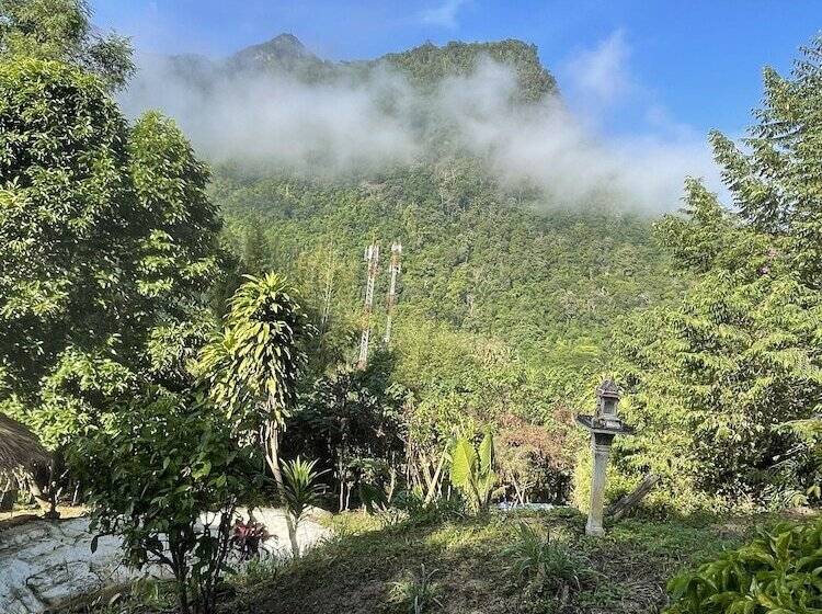 هتل Chiang Dao Roundhouses
