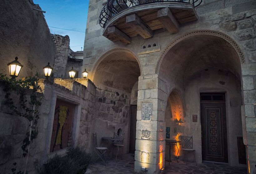 هتل Elika Cave Suites & Spa