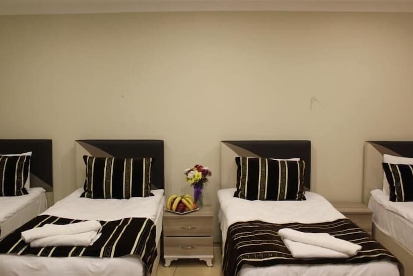 Fotos del hotel Görür:  32