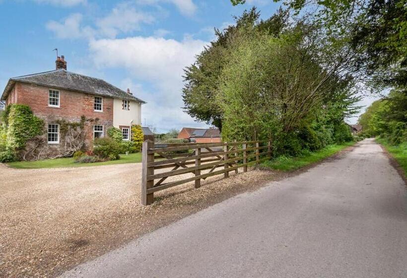 هتل Home Farm Boreham