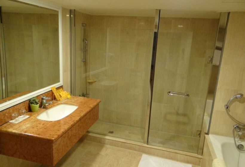 هتل Hometel Kaohsiung