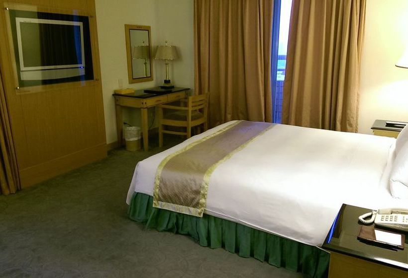 هتل Hometel  Kaohsiung
