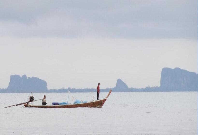 ホテル Koh Mook Hostel