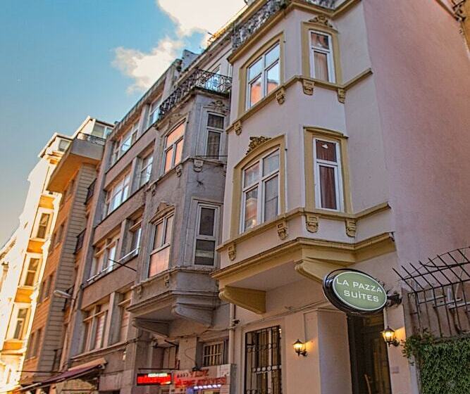 Fotos del hotel La Pazza Suites:  42