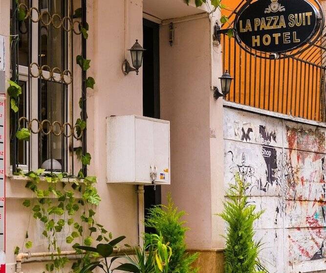 Fotos del hotel La Pazza Suites:  13