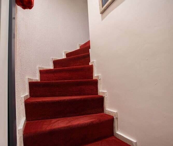 Fotos del hotel La Pazza Suites:  18