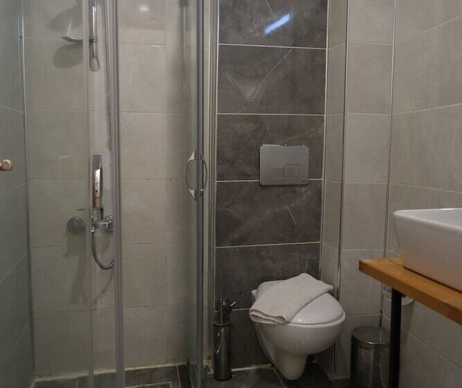 Fotos del hotel La Pazza Suites:  17