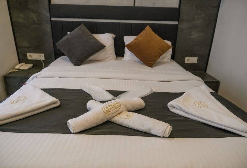 Fotos del hotel La Pazza Suites:  6