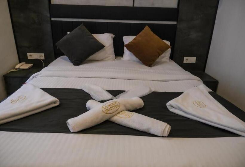 Fotos del hotel La Pazza Suites:  5