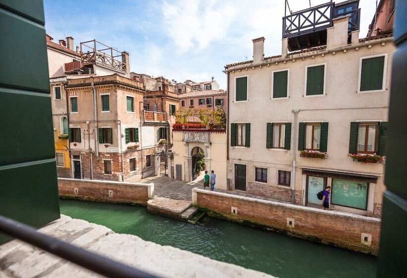 Fotos del hotel Liassidi Wellness Suites:  8