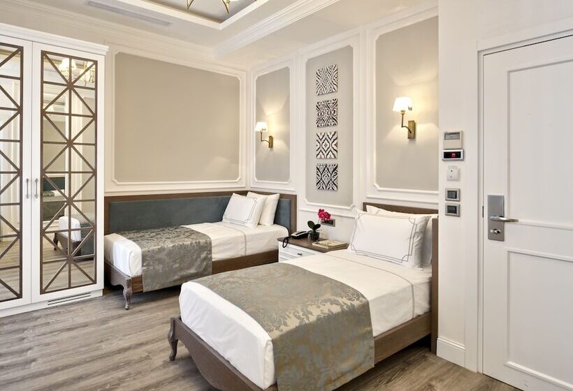 Fotos del hotel Mirrors:  11