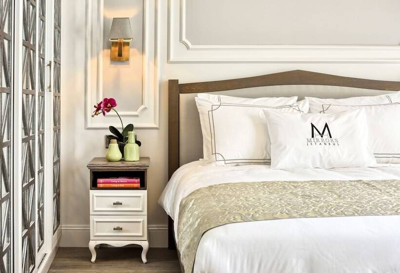 Fotos del hotel Mirrors:  2