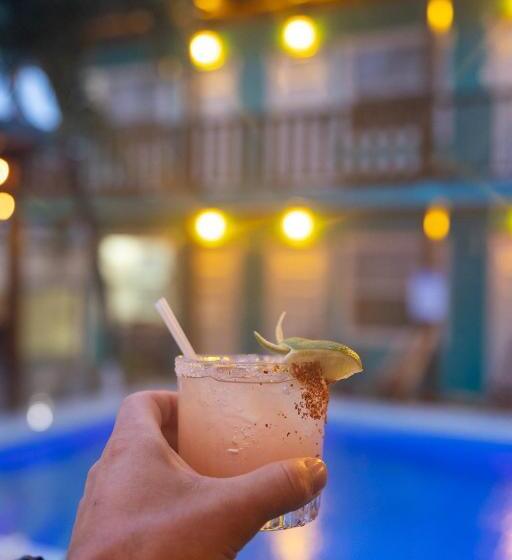 فندق Ocean Tide Beach Resort