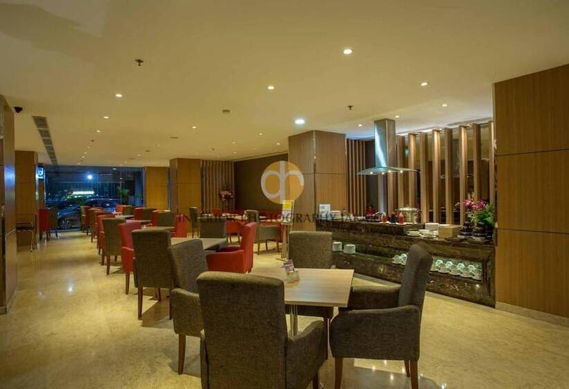 Fotos del hotel Orchardz Hotel Bandara:  11