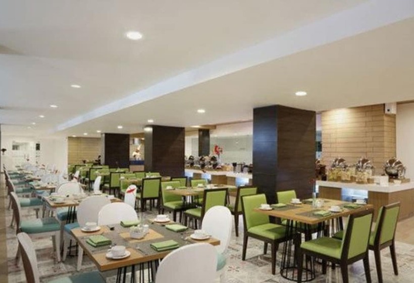 Fotos del hotel Santika Kelapa Gading:  41