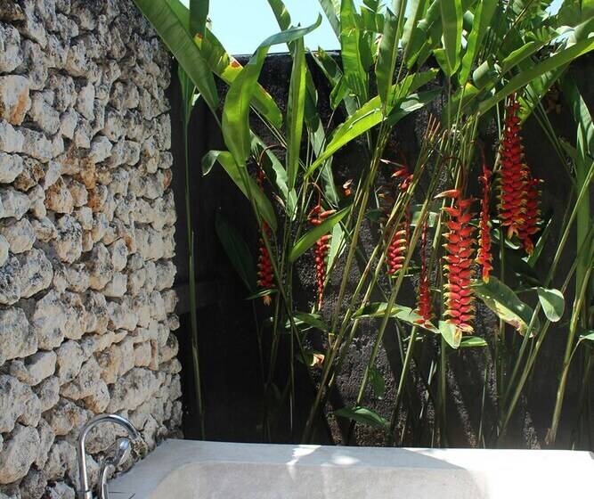 هتل Seabreeze Hostel Bali