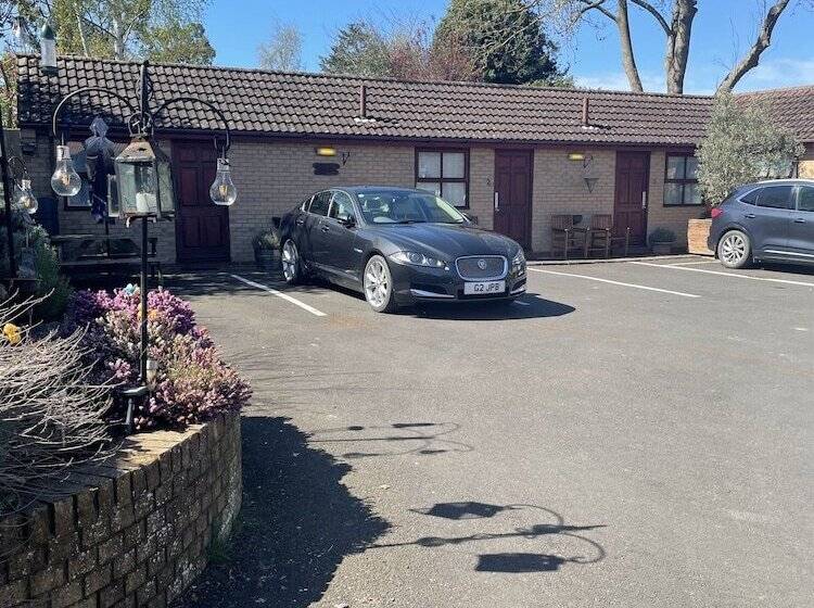 هتل The Star Inn