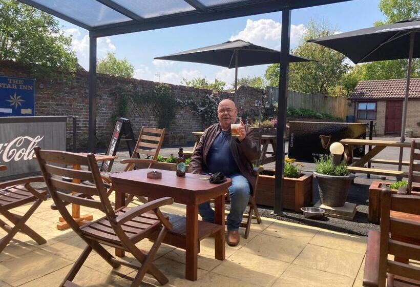 هتل The Star Inn