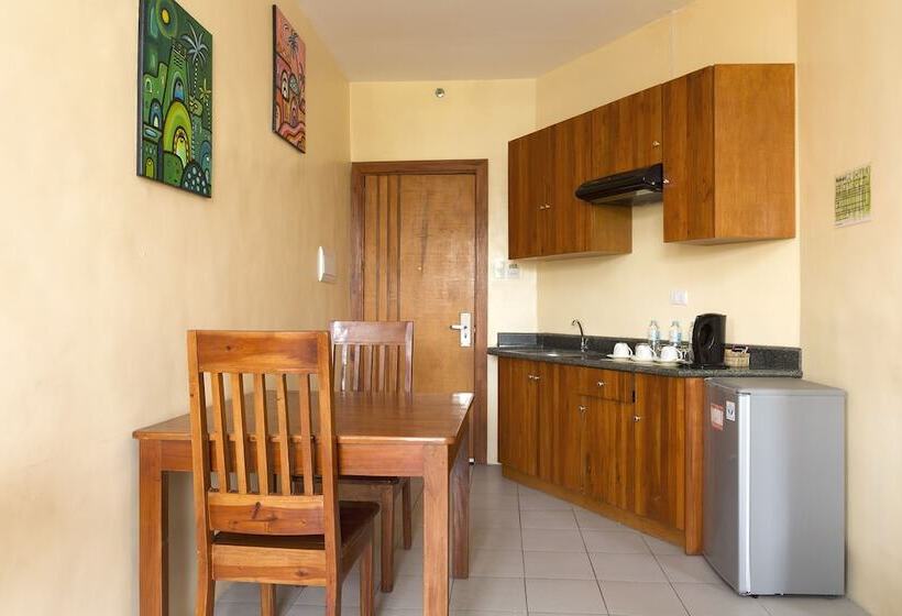 Fotos del hotel Tsai Hotel And Residences:  4