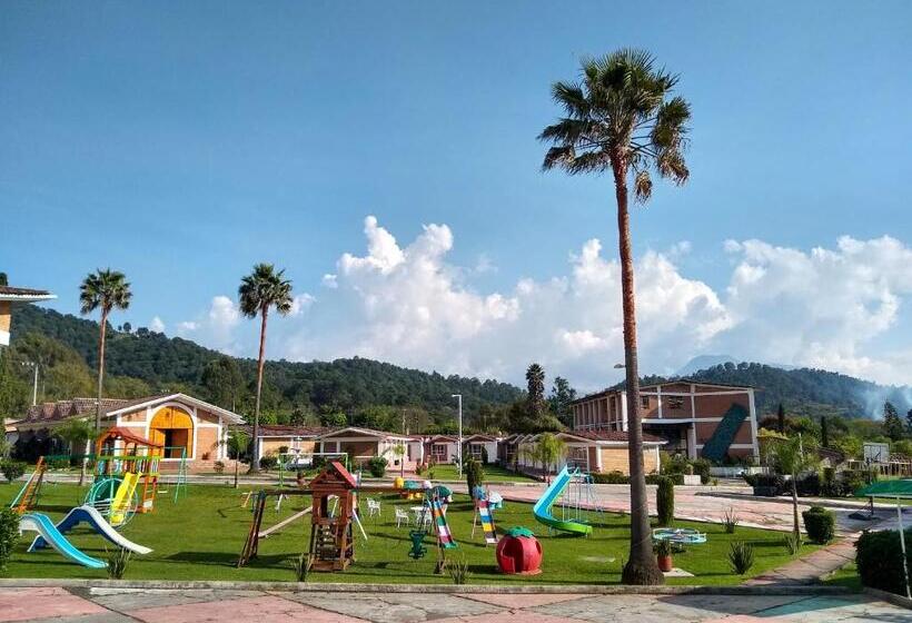 هتل Villa Monarca Inn