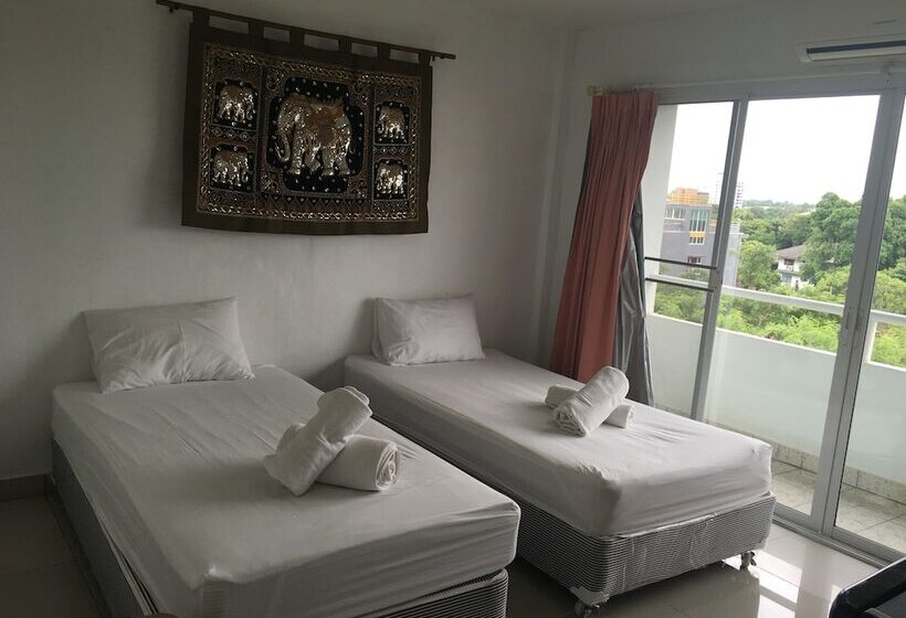Jomtien Hostel