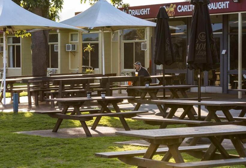 Moruya Waterfront Hotel Motel