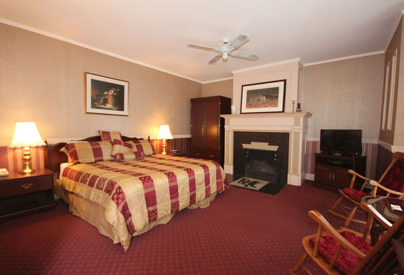 پانسیون Tara Manor Inn