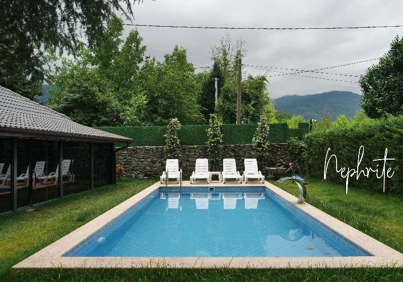 هتل Naturel Stone Villaları