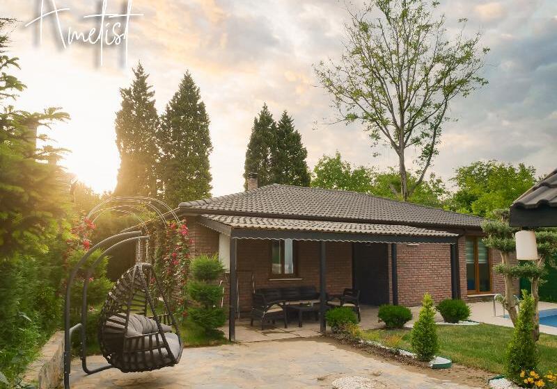 هتل Naturel Stone Villaları