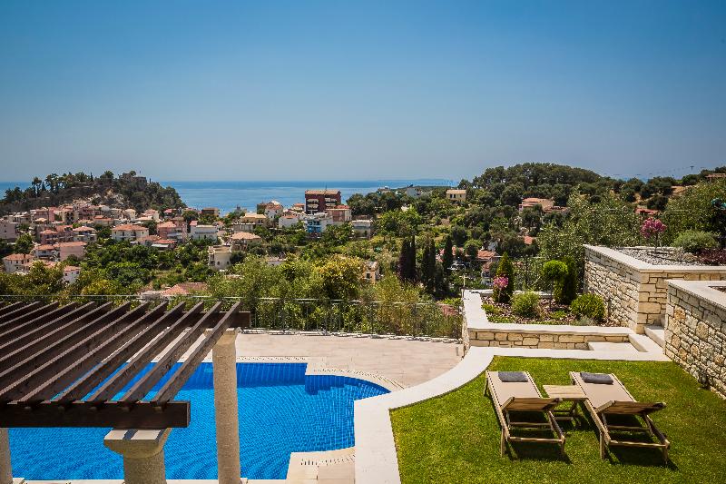 هتل Elysium Living Parga