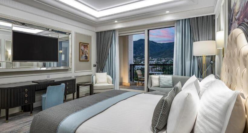 Merit Royal Diamond Hotel & Spa
