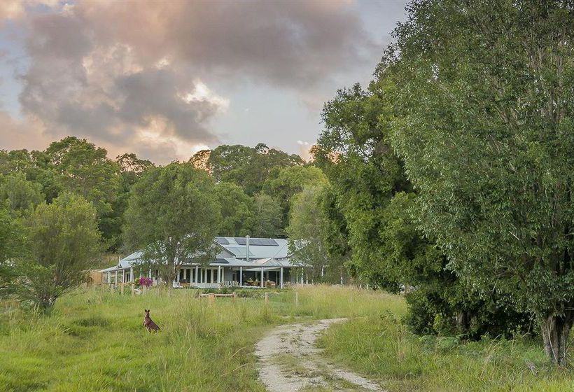 تختخواب و صبحانه Abelia House