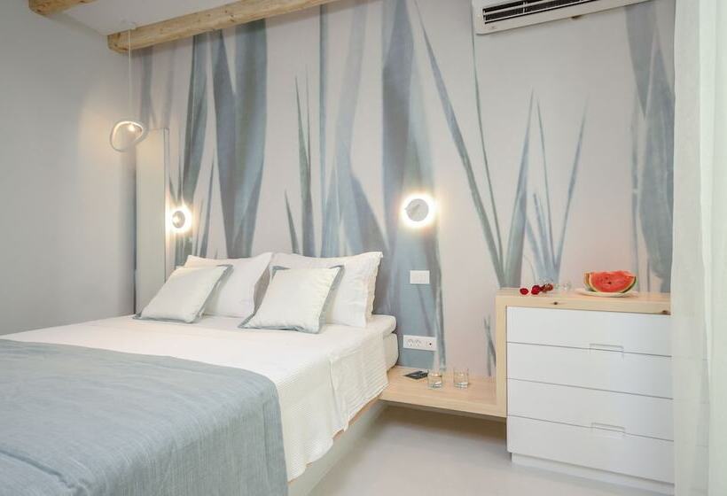 Antony Suites   Adults Only