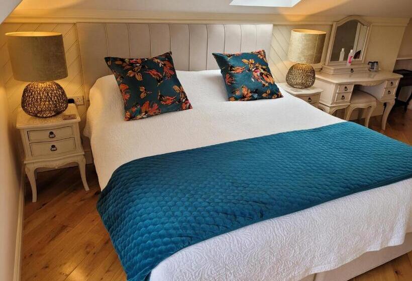 تختخواب و صبحانه Rockcrest House