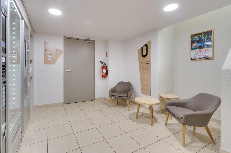 B&b Hotel Frejus Puget Sur Argens