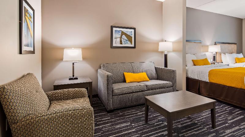 هتل Best Western Plus Gallup Inn And Suites