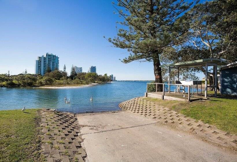 هتل Broadwater Tourist Park