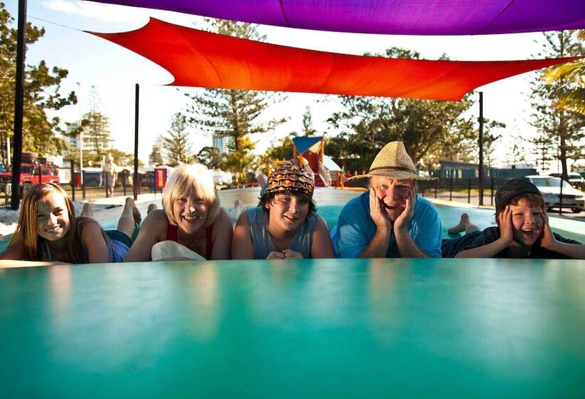 هتل Broadwater Tourist Park