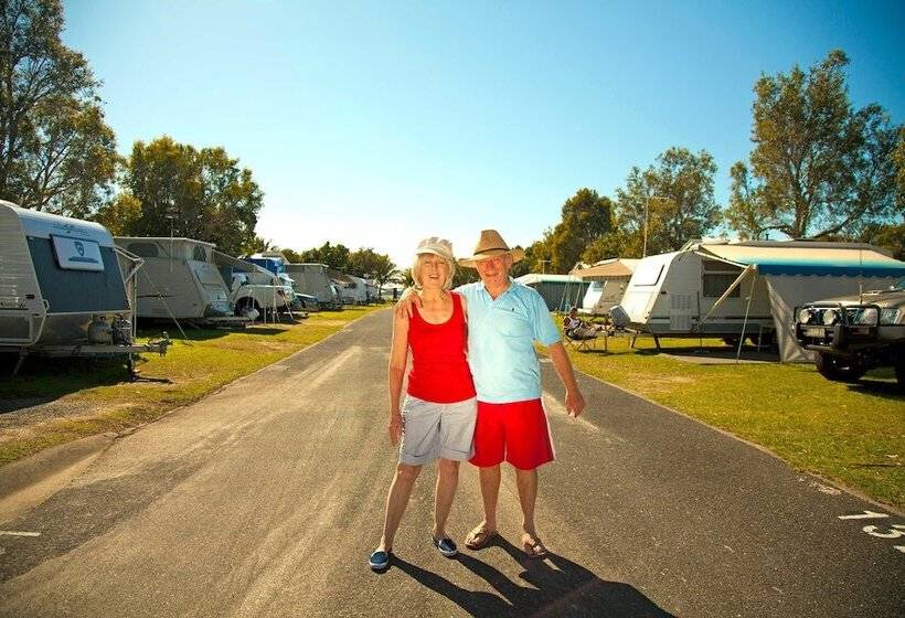 هتل Broadwater Tourist Park