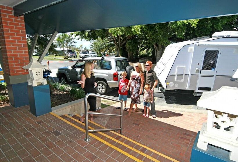 هتل Broadwater Tourist Park