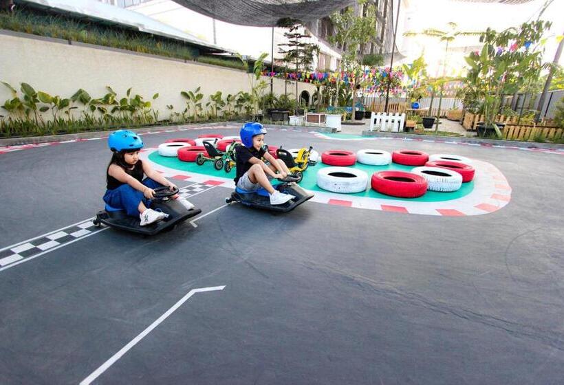 فندق Fortunagrande Seturan Yogyakarta