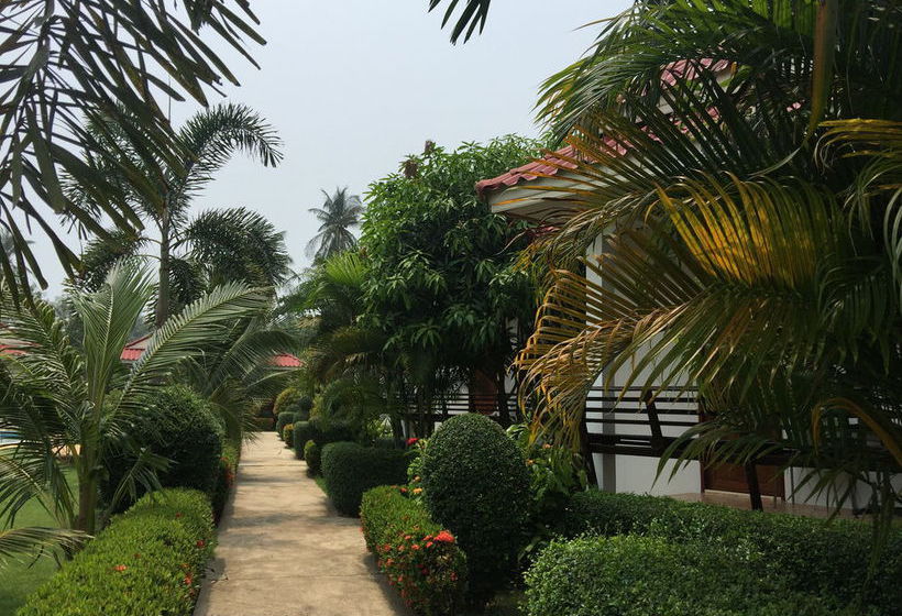 Отель Hana Lanta Resort